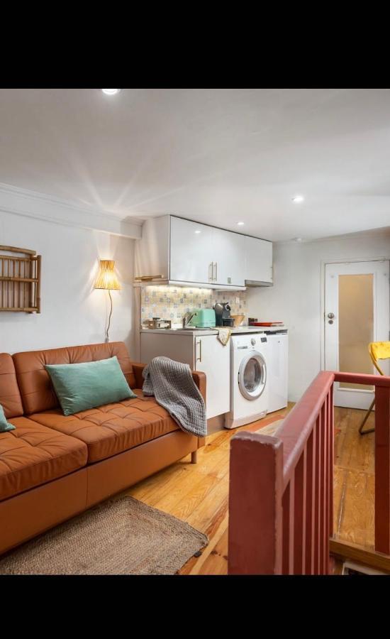 Feriehus Casa Aurora - Bairro Tipico A Minutos Do Terreiro Lisboa